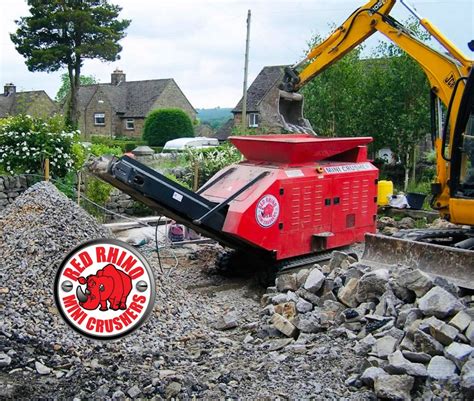 mini digger hire cheltenham|ken pink digger hire.